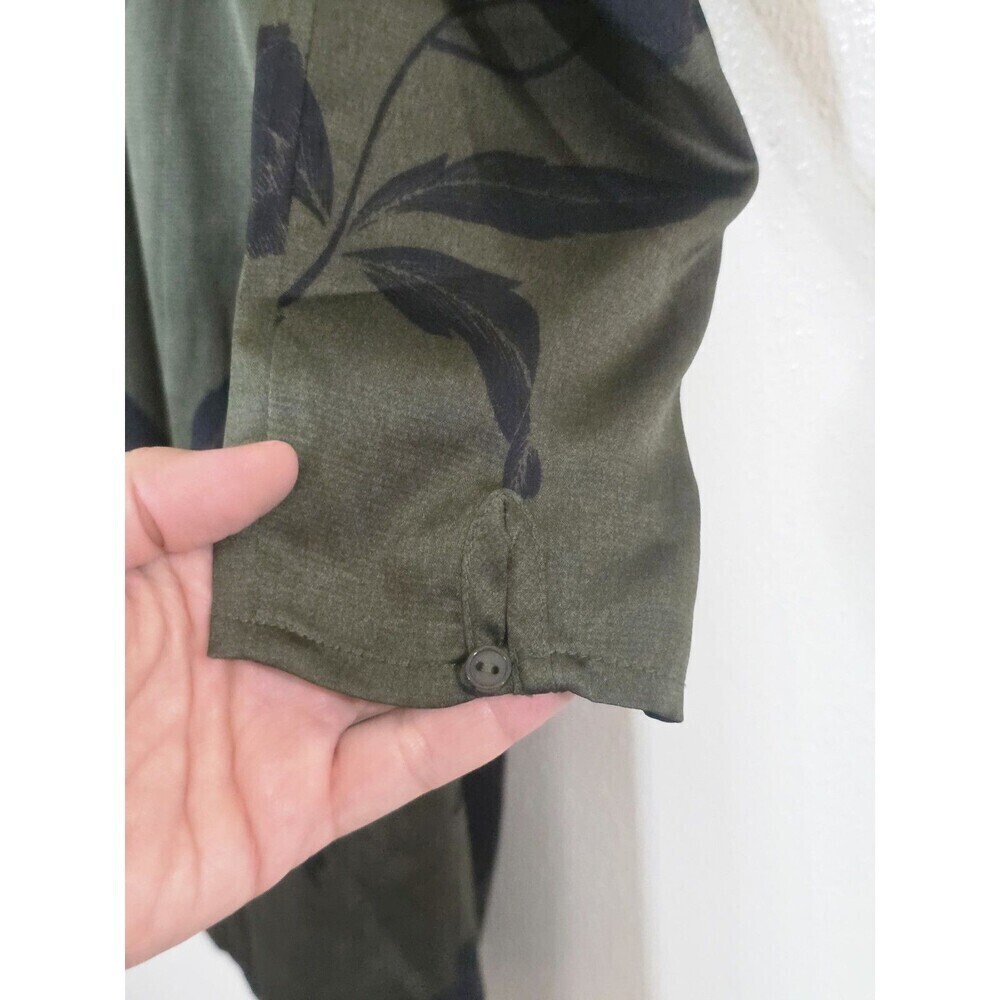 ASTR The Label Jocelyn Green Olive Floral Mini Dress Small Puff Sleeve V Neck - Picture 8 of 12